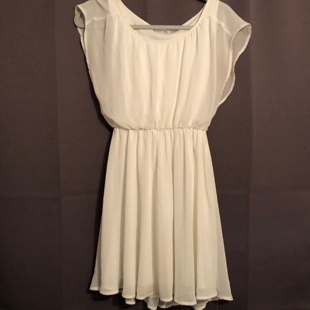 NWOT short white LUSH dress size S